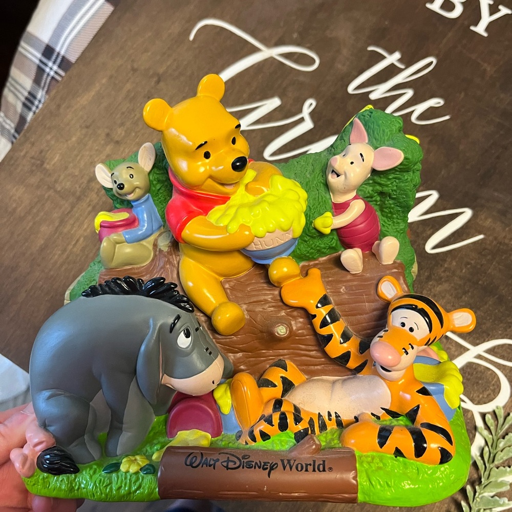 90s Winnie the Pooh Piggy Bank
